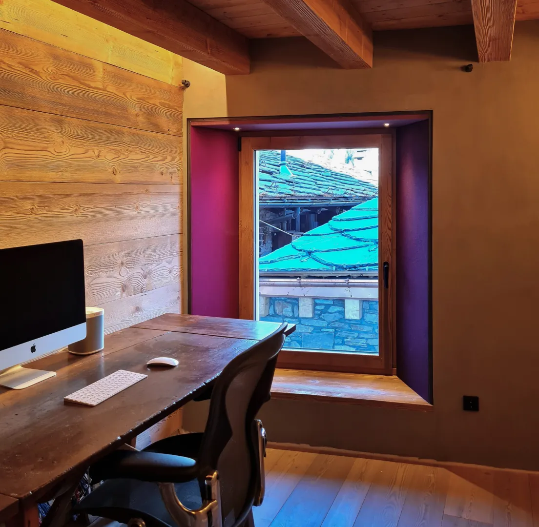 Valle D’Aosta, ristrutturazione di antico fienile — foto 23