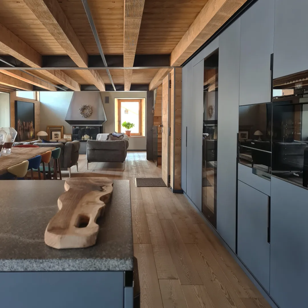 Valle D’Aosta, ristrutturazione di antico fienile — foto 7